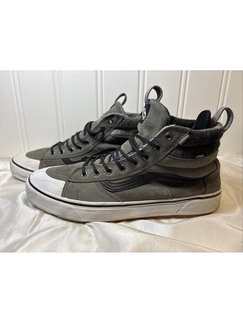 Vans Sk8-Hi Pro Old School Suede Mens Size 13 Black Gray White Sole Skate Shoes